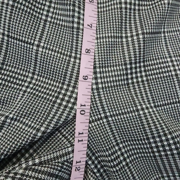 Shosho Plaid Chain Joggers Size Medium. New. - Picture 4 of 6